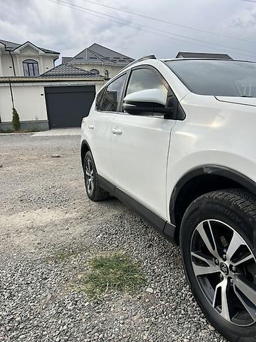 Продажа авто: Toyota RAV4: 2018 г., 2.5 л, Автомат, Бензин, Кроссовер — 3