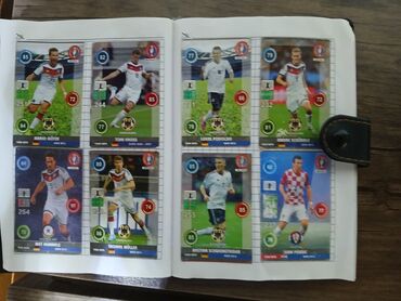 Uşaqlar üçün digər mallar: Əla vəziyyətdədir super kartları demek olarki hər oyuncu var — 10