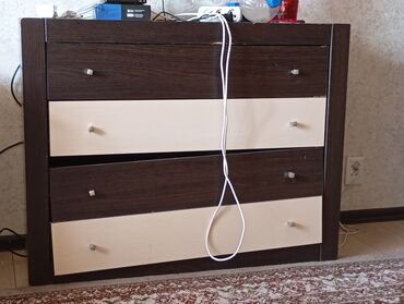 буфет буу: Шифоньер, Түз, түсү - Күрөң