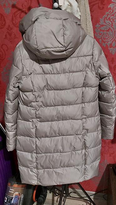 Пуховики и зимние куртки: Пуховик, По колено, С капюшоном, Ультралегкий, S — 10