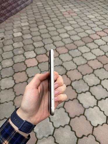 Apple iPhone: IPhone 11, Б/у, 128 ГБ, Белый, Коробка, 72 % — 6