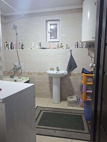 Продажа коттеджей и домов: 5 комнат, 5 м², 5 соток, Бишкек, Мурас-Ордо ж/м Собственник — 4