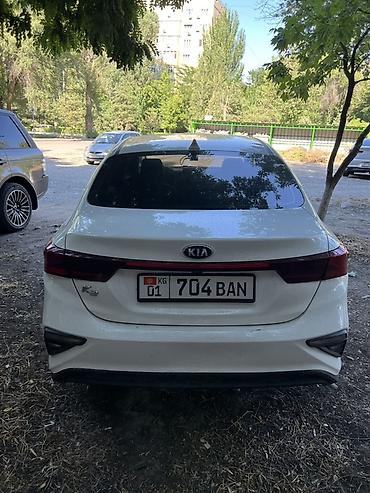 kaiyi e5: Kia K3: 2019 г., 1.6 л, Вариатор, Бензин, Седан — 3