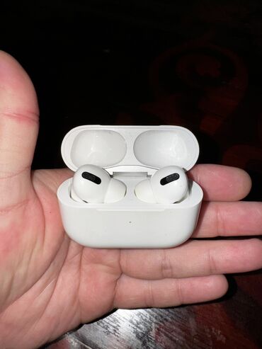 коробка airpods: Вакуумдук, Apple, Колдонулган, Электр зымсыз (Bluetooth), Классикалык