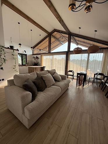 каракол гараж: 157 м², 3 бөлмө, Жаныбарлары жок — 3