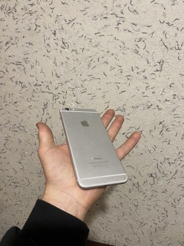 Apple iPhone: IPhone 6 Plus, Б/у, 64 ГБ, Серебристый, Чехол, 84 %