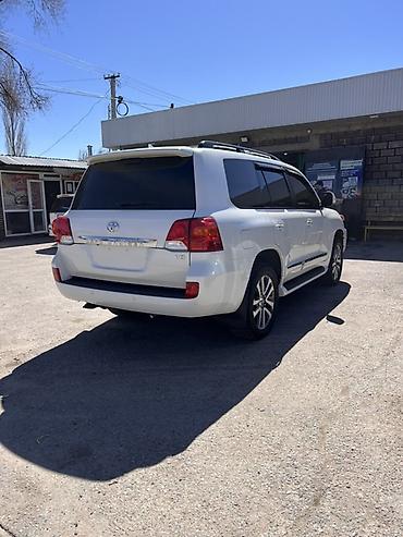 360: Toyota Land Cruiser: 2014 г., 4.6 л, Автомат, Бензин, Внедорожник — 4