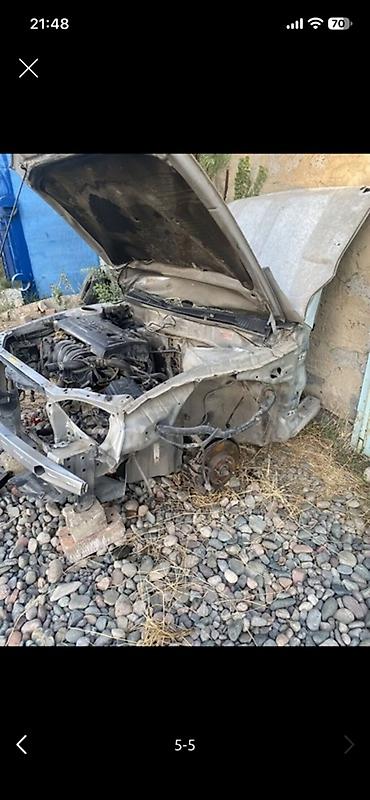 дрослинный заслонка: Передняя часть кузова с моторным отсеком Toyota (бензиновый VVT‑i) — 3