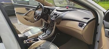 Hyundai: Tecili satilir Hyundai Elantra sedan, ağ rəngli, 5 yerlik. 1.8 dohc — 11