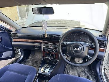 Audi: Audi A4: 1999 г., 2.4 л, Автомат, Бензин, Седан — 9