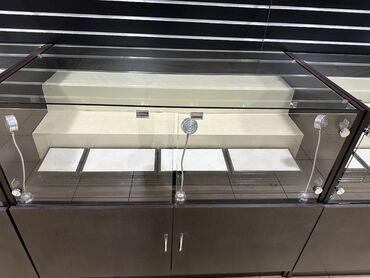 Dolab vitrinləri: Şüşəli dolab vitrini -da lalafo.az — 7 Dolab vitrinləri: Şüşəli dolab vitrini — 7