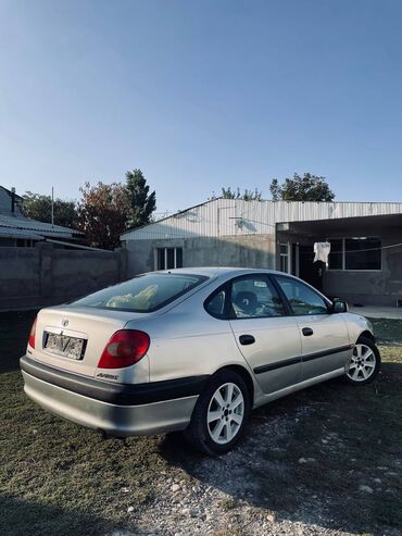 купить диски субару форестер: Toyota Avensis: 1999 г., 1.6 л, Механика, Бензин, Хэтчбэк