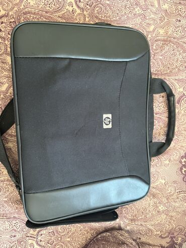 komputer cantasi: Hp notbook cantasi 20 azn