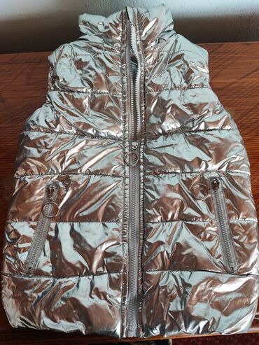 kozne jakne pull and bear: Puffer vest