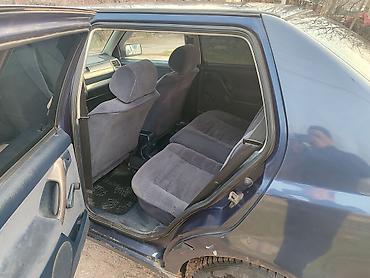 tayota vitz: Volkswagen Vento: 1993 г., 1.8 л, Механика, Бензин, Седан — 6