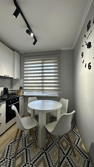 Продажа квартир: 3 комнаты, 61 м², 9 мкр 104 серия, 4 этаж — 8