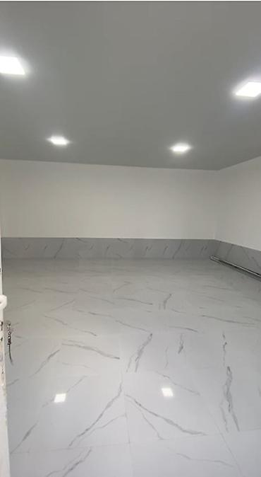 bına: Binədə İmam Həsən məscidinin yanında. 39 m² sahəsi olan obyekt — 9