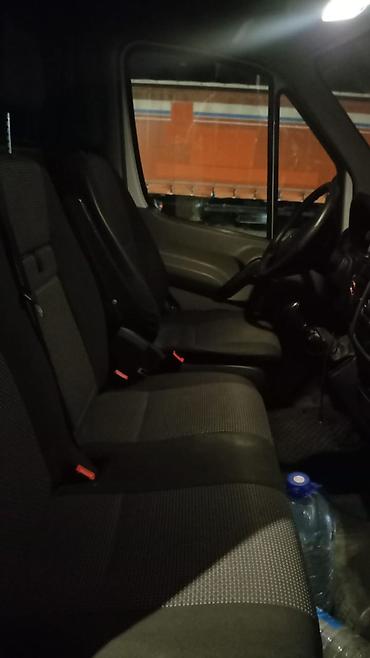 sprinter 2 2: Mercedes-Benz Sprinter — кузов фургон, передний вид на белом цвете с — 3