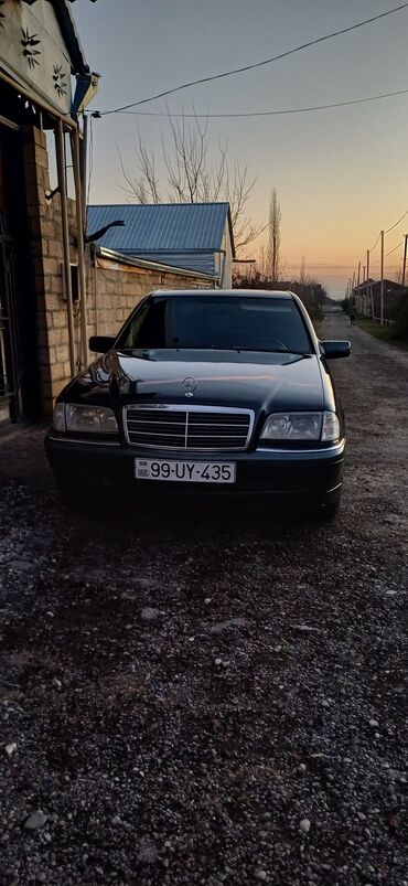 volkswagen golf ii: Mercedes-Benz 240: 2.4 л | 1997 г. Седан