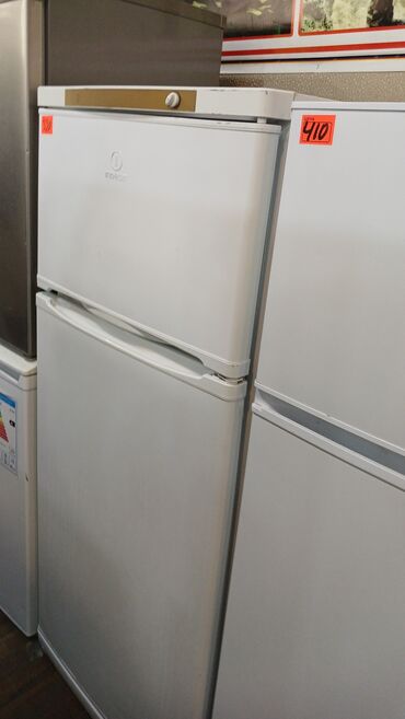 Soyuducular: Indesit iki qapılı soyuducu - Brend: Indesit - Rəng: ağ - Üst kamera