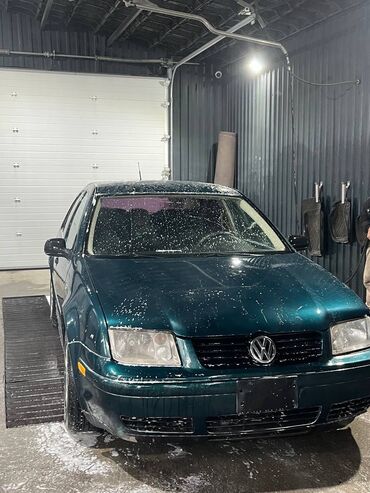 Volkswagen: Volkswagen Jetta: 2000 г., 2 л, Автомат, Бензин, Седан