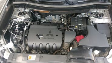 Mitsubishi: Mitsubishi Outlander: 2019 г., 2.4 л, Вариатор, Бензин, Кроссовер — 19