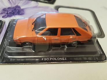 43: Kolleksiya üçün 1:43 ölçülü die-cast model avtomobillər dəsti. - — 2