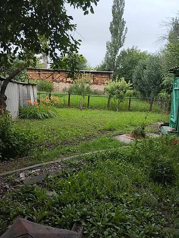 продаю дом ак ордо 1: Продаётся частный дом с большим двором.Имеются гараж, летняя кухня — 5