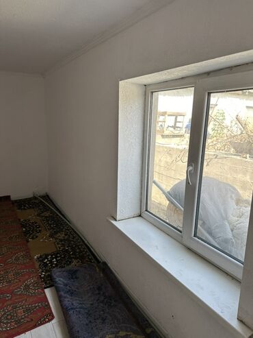 снять комнату в семейном общежитии: 50 м², С мебелью