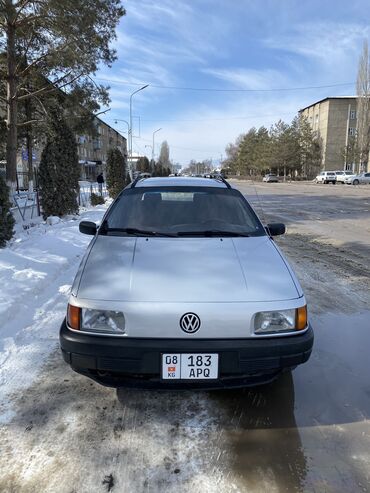 тайота 1992: Volkswagen Passat: 1992 г., 1.8 л, Механика, Бензин, Универсал