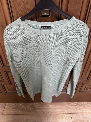 Köynək və bluzalar: 10 azn. razmer S/M — 10