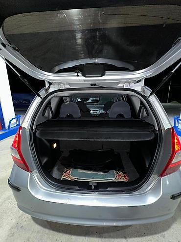 транс: Honda Jazz: 2003 г., 1.3 л, Механика, Бензин, Хэтчбэк — 7