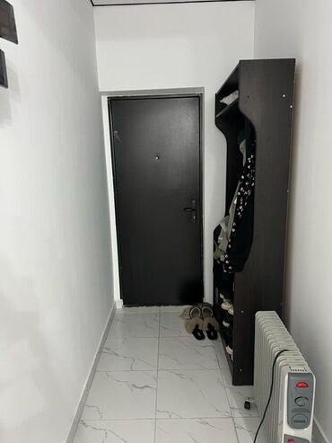 аренда квартир б: 1 бөлмө, 36 кв. м, Жертөлө кабаты кабат, Евроремонт