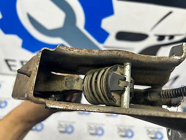 спиринтер мос: Педаль сцепления Mercedes Benz Sprinter W906 OM651 2011 Контрактный — 7