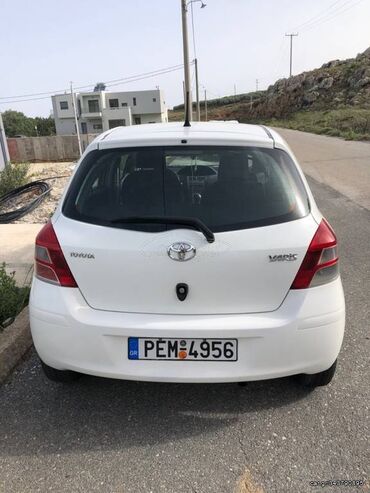 Μεταχειρισμένα Αυτοκίνητα: Toyota Yaris: 1.4 l. | 2008 έ. Χάτσμπακ