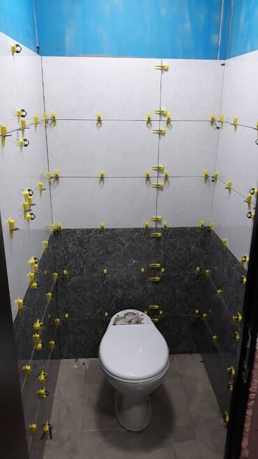 Укладка плитки: Подготовка стен для грунтовки, Резка плитки, Гидроизоляционные работы | Керамическая плитка, Керамогранитая плитка, Мозаичная плитка | Горизонтальная укладка, Раскладка в разбежку, Раскладка ковром Больше 6 лет опыта — 10