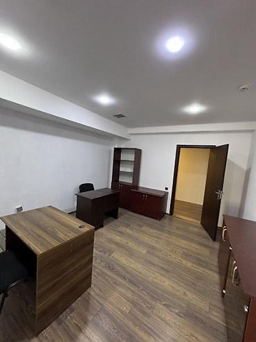 взять офис в аренду: İcarəyə verilir 1 otaqlı ofis 25 m², Nəriman Nərimanov m. Daha 7 — 6