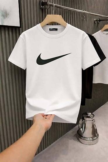 Majice: Men's T-shirt Nike, bоја - Šareno — 3