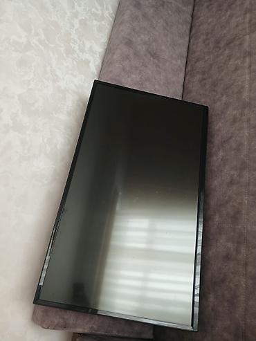 xbox konsolu: LED televizor/monitor ekranı - Ekran növü: LED, parlaq səth - — 2