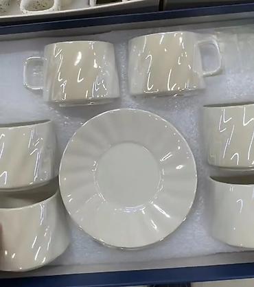 maxi staklene case: Porcelanski set za kafu/čaj – elegantni beli servis - Sastav: 6 — 1