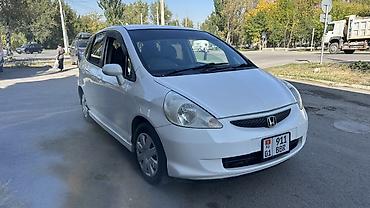 Продажа авто: Honda Fit: 2003 г., 1.3 л, Вариатор, Бензин, Хэтчбэк — 1
