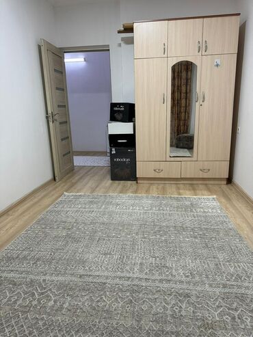купить квартиру в энергетике: 3 бөлмө, 72 кв. м, Жеке план, 1 кабат, Косметикалык ремонт