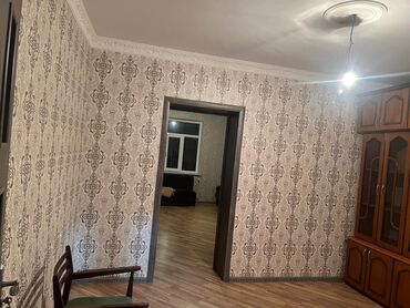 Həyət evləri və villaların satışı: Binəqədi qəs. 9 otaq, 200 kv. m, Kredit yoxdur, Orta təmir -da lalafo.az — 12 Həyət evləri və villaların satışı: Binəqədi qəs. 9 otaq, 200 kv. m, Kredit yoxdur, Orta təmir — 12