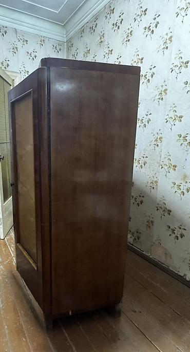 İki bölməli taxta paltar şkafı - Material: tam ağac (qəhvəyi rəngli) lalafo.az -da İki bölməli taxta paltar şkafı - Material: tam ağac (qəhvəyi rəngli)