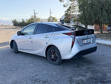 Toyota: Toyota Prius: 2018 г., 1.8 л, Вариатор, Гибрид, Лифтбек — 4