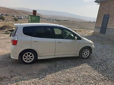 Унаа сатуу: Honda Fit: 2003 г., 1.3 л, Автомат, Бензин, Хетчбек — 3