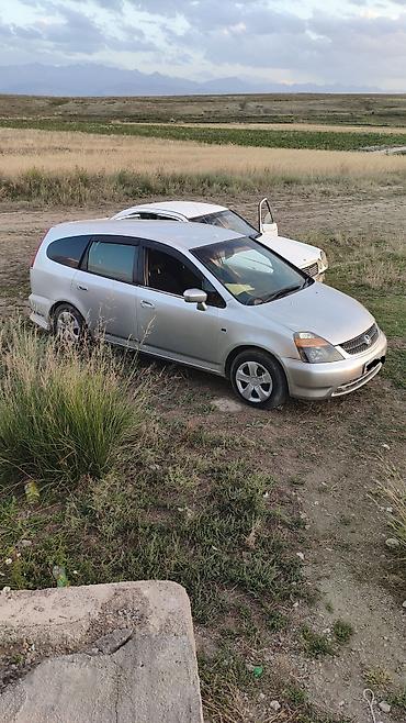 стерео колонки: Honda Stream: 2002 г., 2 л, Автомат, Бензин, Универсал — 1