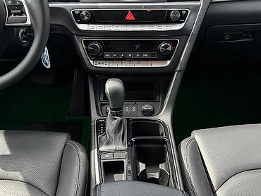 Hyundai: Hyundai Sonata: 2022 г., 2 л, Автомат, Газ, Седан — 4