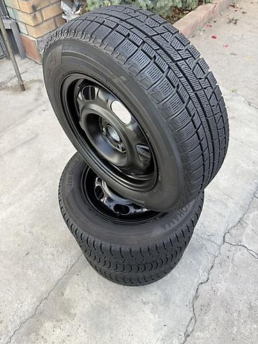 trunk q: Продаю комплект зимней резины с дисками Yokohama 175/70/14 стояли на — 1