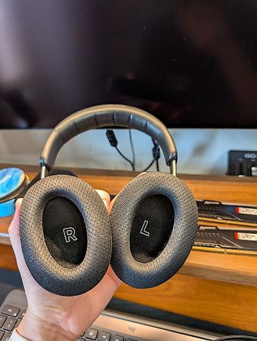 black: Bose QuietComfort Ultra Headphones, Black, 1 поколение. Состояние — 3